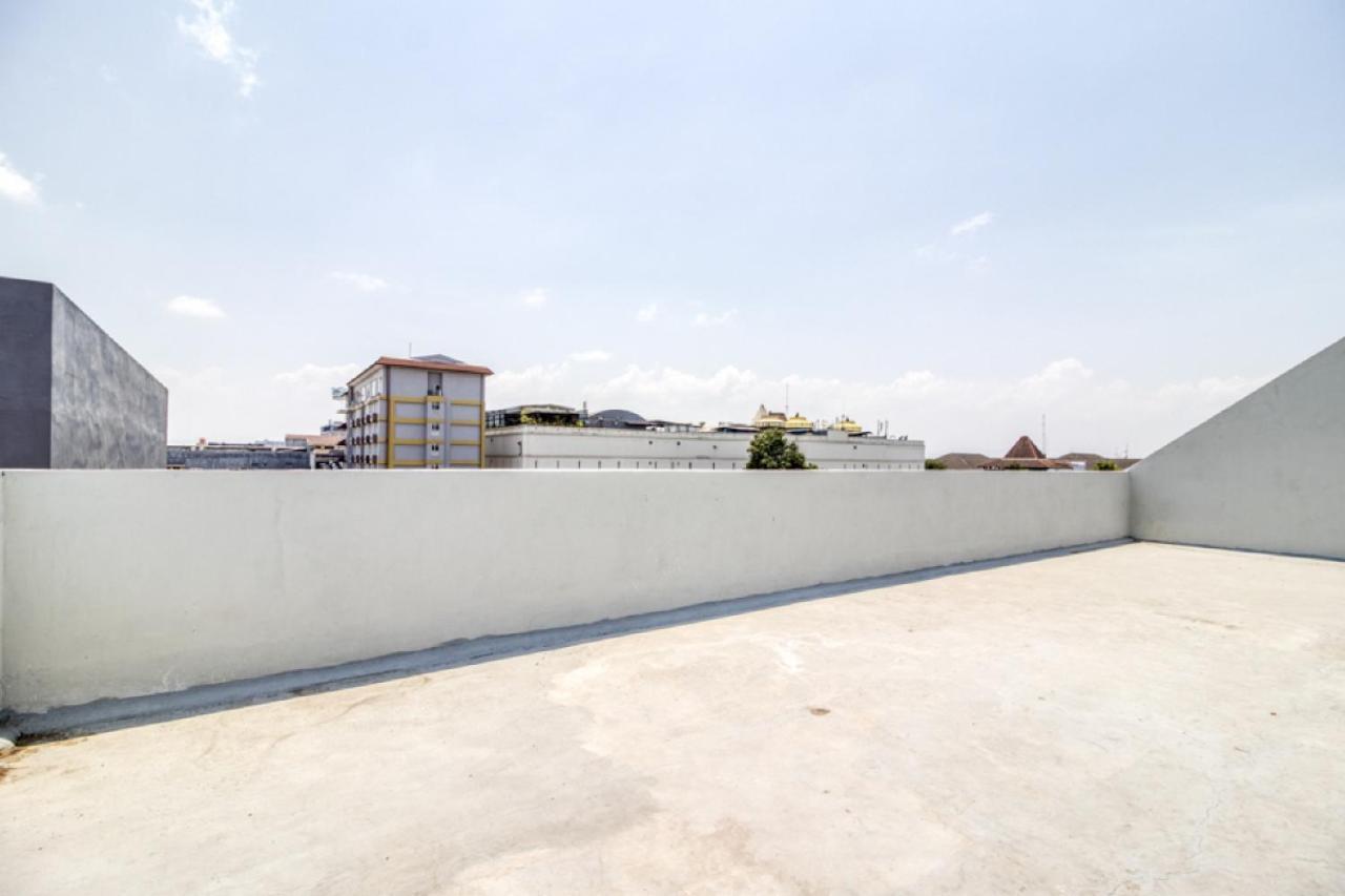 Reddoorz Syariah Near Galeria Mall Jogyakarta Zewnętrze zdjęcie