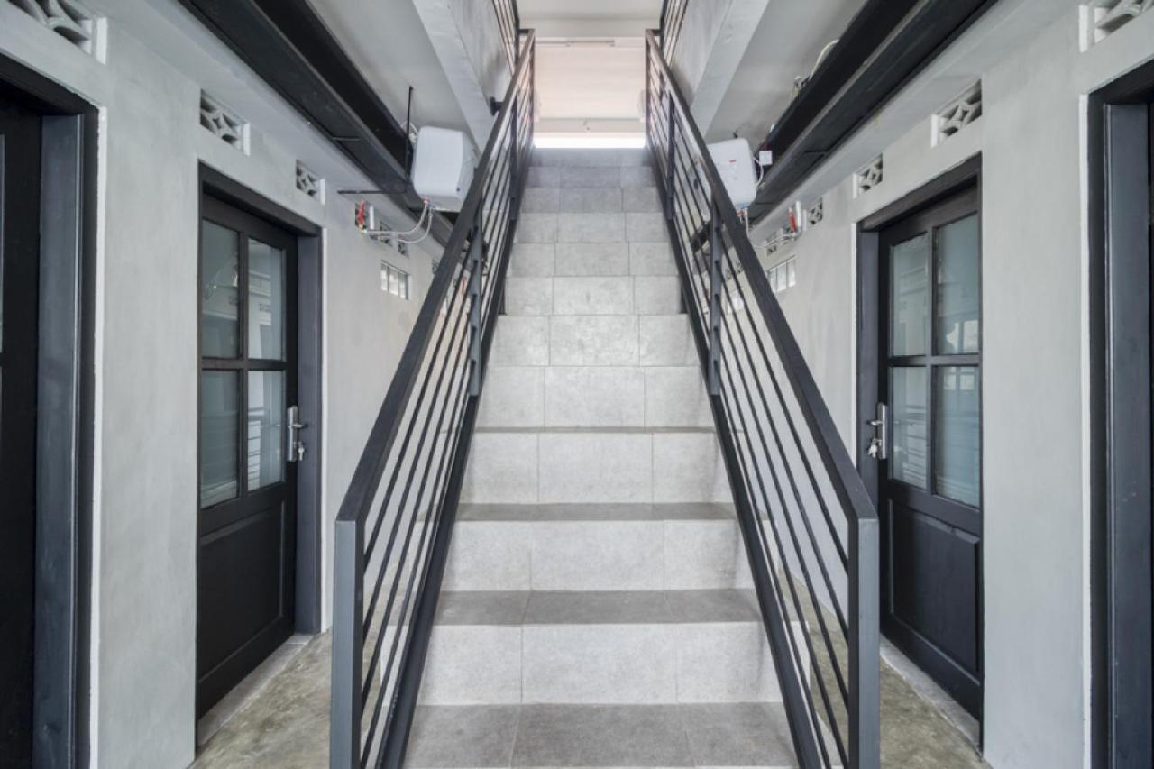 Reddoorz Syariah Near Galeria Mall Jogyakarta Zewnętrze zdjęcie